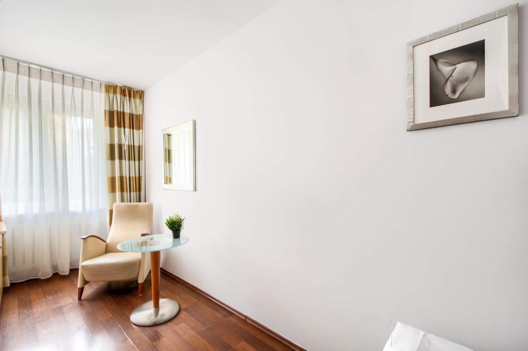 404 Rooms Zamiany Ursynow Varšava Exteriér fotografie